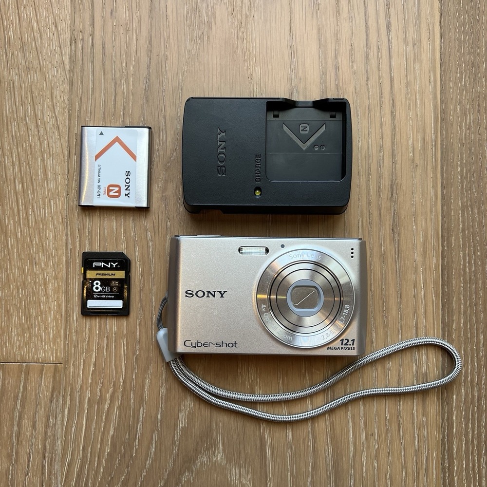 Sony Cyber-shot DSC-W510 12.1MP Digital Camera Tested Battery Charger 8GB sd